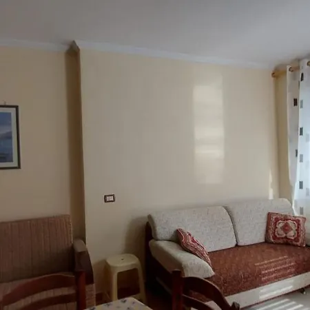 Alketi Apartamento